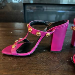 Worn once Versace heels